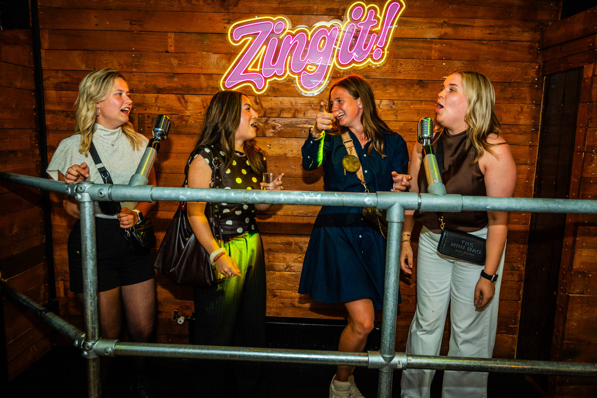 Studenten bij Zing It! Enschede